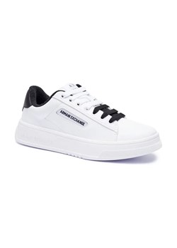 Armani Exchange Sneakersy ze sklepu Gomez Fashion Store w kategorii Buty sportowe damskie - zdjęcie 184314384