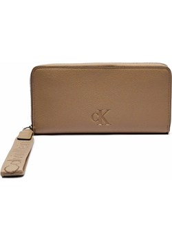 Calvin Klein Jeans Portfel ze sklepu Gomez Fashion Store w kategorii Portfele damskie - zdjęcie 184321220