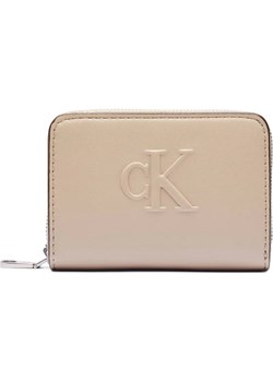 Calvin Klein Jeans Portfel ze sklepu Gomez Fashion Store w kategorii Portfele damskie - zdjęcie 184321223