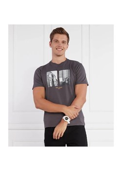 Pepe Jeans London T-shirt WORTH | Regular Fit ze sklepu Gomez Fashion Store w kategorii T-shirty męskie - zdjęcie 184323064