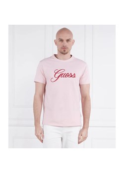 GUESS T-shirt SS CN GUESS 3D EMBRO | Regular Fit ze sklepu Gomez Fashion Store w kategorii T-shirty męskie - zdjęcie 184324911
