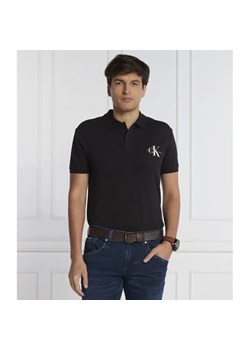 Calvin Klein Jeans Polo MONOLOGO | Regular Fit ze sklepu Gomez Fashion Store w kategorii T-shirty męskie - zdjęcie 184326043