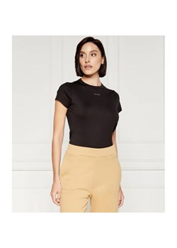 Calvin Klein T-shirt | Slim Fit ze sklepu Gomez Fashion Store w kategorii Bluzki damskie - zdjęcie 184327963