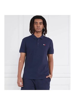 Tommy Jeans Polo TJM CLSC XS BADGE | Regular Fit ze sklepu Gomez Fashion Store w kategorii T-shirty męskie - zdjęcie 184331753