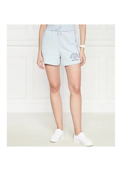 Tommy Hilfiger Szorty | Regular Fit ze sklepu Gomez Fashion Store w kategorii Szorty - zdjęcie 184336174