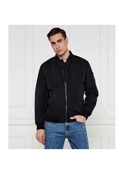 GUESS Satynowa kurtka bomber | Regular Fit ze sklepu Gomez Fashion Store w kategorii Kurtki męskie - zdjęcie 184337164