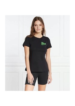 Calvin Klein Jeans T-shirt MOTION LOGO | Regular Fit ze sklepu Gomez Fashion Store w kategorii Bluzki damskie - zdjęcie 184338030