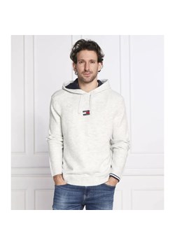 Tommy Jeans Bluza BADGE | Relaxed fit ze sklepu Gomez Fashion Store w kategorii Bluzy męskie - zdjęcie 184338311