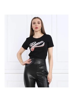GUESS T-shirt SHADED LOGO | Regular Fit ze sklepu Gomez Fashion Store w kategorii Bluzki damskie - zdjęcie 184338362