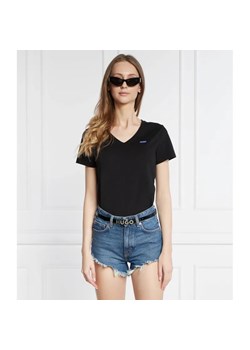 Hugo Blue T-shirt Classic V B | Regular Fit ze sklepu Gomez Fashion Store w kategorii Bluzki damskie - zdjęcie 184338591