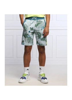 GUESS ACTIVE Szorty HENRY | Relaxed fit ze sklepu Gomez Fashion Store w kategorii Spodenki męskie - zdjęcie 184341070