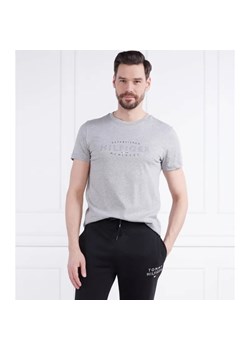 Tommy Hilfiger T-shirt HILFIGER CURVE LOGO TEE | Slim Fit ze sklepu Gomez Fashion Store w kategorii T-shirty męskie - zdjęcie 184341572