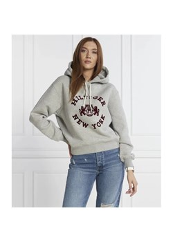 Tommy Hilfiger Bluza REG VARSITY FLOCK HOODIE | Regular Fit ze sklepu Gomez Fashion Store w kategorii Bluzy damskie - zdjęcie 184341943
