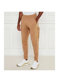 EA7 Spodnie dresowe | Regular Fit ze sklepu Gomez Fashion Store w kategorii Spodnie męskie - zdjęcie 184342670