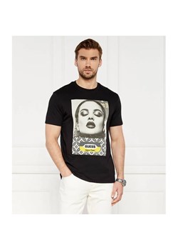 GUESS T-shirt GIRL COLLAGE | Regular Fit ze sklepu Gomez Fashion Store w kategorii T-shirty męskie - zdjęcie 184343891