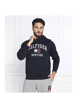 Tommy Hilfiger Bluza MODERN | Relaxed fit ze sklepu Gomez Fashion Store w kategorii Bluzy męskie - zdjęcie 184344243