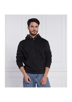 Calvin Klein Jeans Bluza LOGO JACQUARD | Regular Fit ze sklepu Gomez Fashion Store w kategorii Bluzy męskie - zdjęcie 184345203