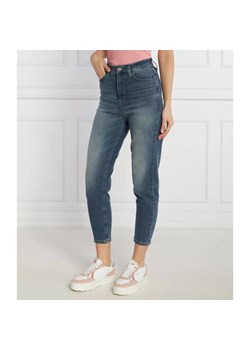 Tommy Jeans Jeansy UH BH1264 | Mom Fit | high rise ze sklepu Gomez Fashion Store w kategorii Jeansy damskie - zdjęcie 184347843