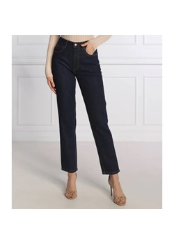GUESS Jeansy MOM JEAN | Tapered fit ze sklepu Gomez Fashion Store w kategorii Jeansy damskie - zdjęcie 184348670