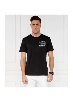 Calvin Klein Jeans T-shirt DIFFUSED STACKED | Regular Fit ze sklepu Gomez Fashion Store w kategorii T-shirty męskie - zdjęcie 184349321