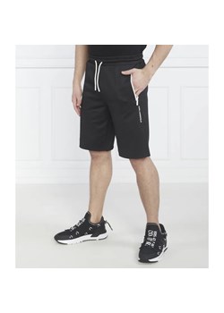 Karl Lagerfeld Szorty | Regular Fit ze sklepu Gomez Fashion Store w kategorii Spodenki męskie - zdjęcie 184351102