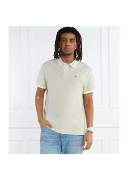 Tommy Jeans Polo TJM REG SOLID TIPPED | Regular Fit ze sklepu Gomez Fashion Store w kategorii T-shirty męskie - zdjęcie 184351381