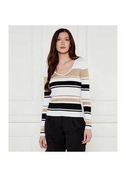 GUESS Sweter EVIE | Slim Fit ze sklepu Gomez Fashion Store w kategorii Swetry damskie - zdjęcie 184353753