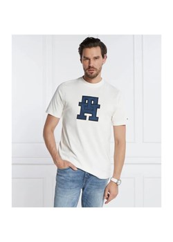Tommy Hilfiger T-shirt MONOGRAM APPLIQUE | Regular Fit ze sklepu Gomez Fashion Store w kategorii T-shirty męskie - zdjęcie 184354393
