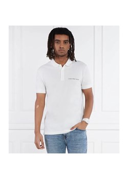 Calvin Klein Jeans Polo INSTITUTIONAL | Regular Fit ze sklepu Gomez Fashion Store w kategorii T-shirty męskie - zdjęcie 184354883