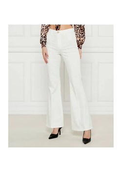 GUESS Jeansy AMANDA | flare fit ze sklepu Gomez Fashion Store w kategorii Jeansy damskie - zdjęcie 184355380