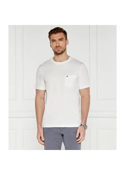 Tommy Hilfiger T-shirt POCKET TEE | Regular Fit ze sklepu Gomez Fashion Store w kategorii T-shirty męskie - zdjęcie 184355660
