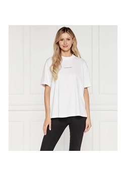 Calvin Klein Jeans T-shirt PHOTOPRINT | Boyfriend fit ze sklepu Gomez Fashion Store w kategorii Bluzki damskie - zdjęcie 184357422