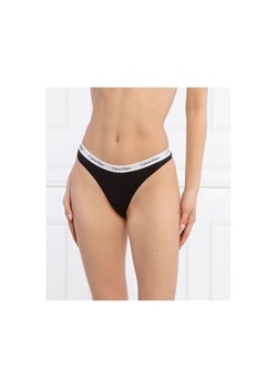 Calvin Klein Underwear Stringi ze sklepu Gomez Fashion Store w kategorii Majtki damskie - zdjęcie 184502950