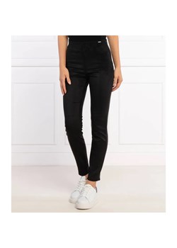 GUESS Legginsy | Slim Fit ze sklepu Gomez Fashion Store w kategorii Spodnie damskie - zdjęcie 184504443