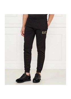 EA7 Spodnie dresowe | Regular Fit ze sklepu Gomez Fashion Store w kategorii Spodnie męskie - zdjęcie 184504771