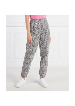 HUGO Spodnie dresowe | Classic fit ze sklepu Gomez Fashion Store w kategorii Spodnie damskie - zdjęcie 184504903