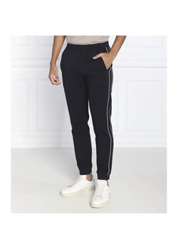 Emporio Armani Spodnie dresowe | Regular Fit ze sklepu Gomez Fashion Store w kategorii Spodnie męskie - zdjęcie 184505254
