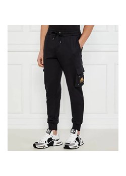 Moose Knuckles Spodnie dresowe | Regular Fit ze sklepu Gomez Fashion Store w kategorii Spodnie męskie - zdjęcie 184505282