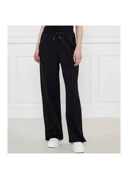 Patrizia Pepe Spodnie dresowe | Regular Fit ze sklepu Gomez Fashion Store w kategorii Spodnie damskie - zdjęcie 184506542