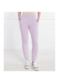 Armani Exchange Spodnie dresowe | Regular Fit ze sklepu Gomez Fashion Store w kategorii Spodnie damskie - zdjęcie 184506572