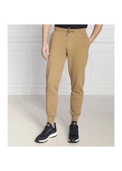 Tommy Hilfiger Spodnie dresowe | Regular Fit ze sklepu Gomez Fashion Store w kategorii Spodnie męskie - zdjęcie 184507133
