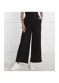 Calvin Klein Jeans Spodnie dresowe | Relaxed fit ze sklepu Gomez Fashion Store w kategorii Spodnie damskie - zdjęcie 184507184