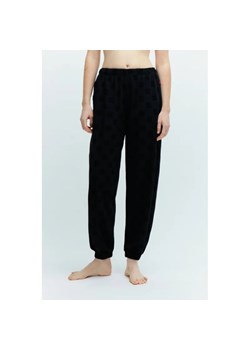 Hugo Bodywear Spodnie dresowe FLOCKY_PANTS | Regular Fit ze sklepu Gomez Fashion Store w kategorii Spodnie damskie - zdjęcie 184507373