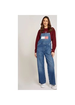 Tommy Jeans Jeansowe ogrodniczki | Regular Fit ze sklepu Gomez Fashion Store w kategorii Jeansy damskie - zdjęcie 184508224