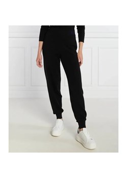 Armani Exchange Spodnie dresowe | Regular Fit | z dodatkiem wełny ze sklepu Gomez Fashion Store w kategorii Spodnie damskie - zdjęcie 184508531