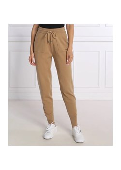 BOSS BLACK Wełniane spodnie dresowe Fasolda | Regular Fit | z dodatkiem kaszmiru ze sklepu Gomez Fashion Store w kategorii Spodnie damskie - zdjęcie 184508623