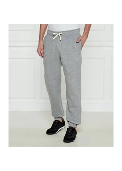 Tommy Hilfiger Spodnie dresowe Essential | Relaxed fit ze sklepu Gomez Fashion Store w kategorii Spodnie męskie - zdjęcie 184509173