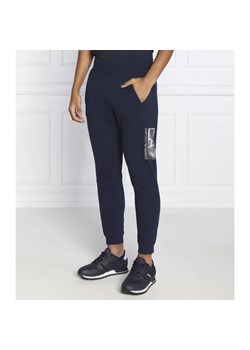 EA7 Spodnie | Regular Fit ze sklepu Gomez Fashion Store w kategorii Spodnie męskie - zdjęcie 184509744
