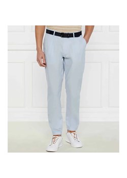 Tommy Hilfiger Spodnie chino HARLEM | Relaxed fit ze sklepu Gomez Fashion Store w kategorii Spodnie męskie - zdjęcie 184510114