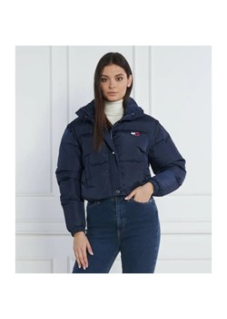 Tommy Jeans Puchowa kurtka 2w1 BADGE CROP VEST DOWN PUFFER | Cropped Fit ze sklepu Gomez Fashion Store w kategorii Kurtki damskie - zdjęcie 184510301
